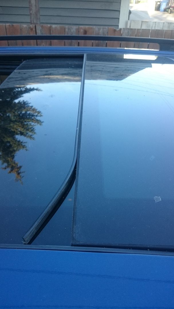 Help! Rear sunroof stuck in tilt position! Page 4