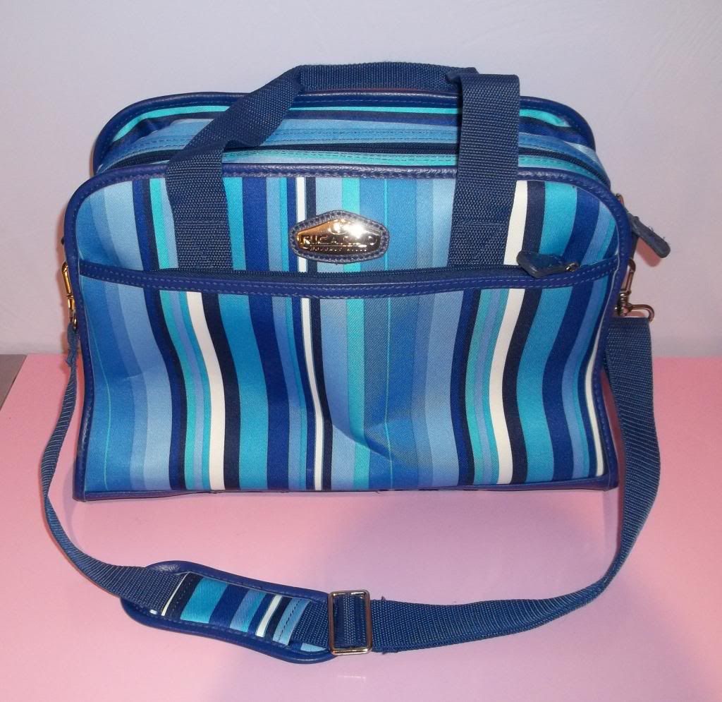 ricardo cosmetic bag