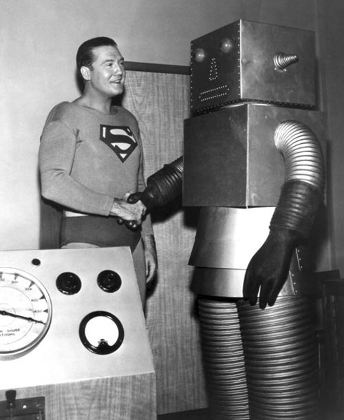  photo superman-and-robot_zps9vzv6xsf.jpg