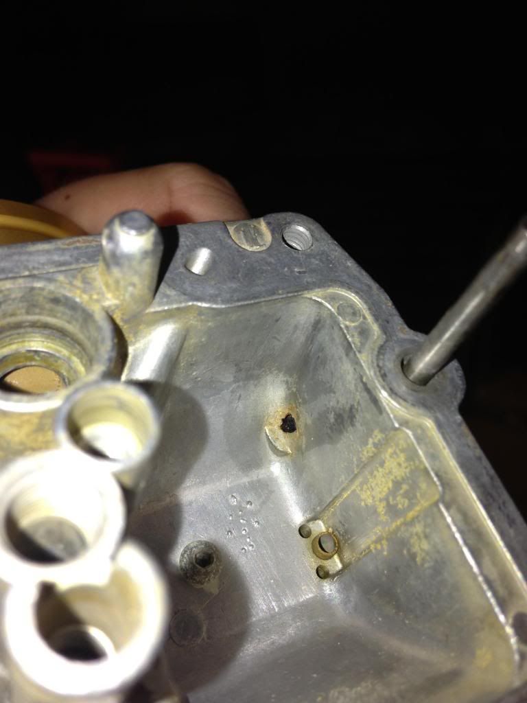 Hole in carb float bowl General Dirt Bike Discussion ThumperTalk