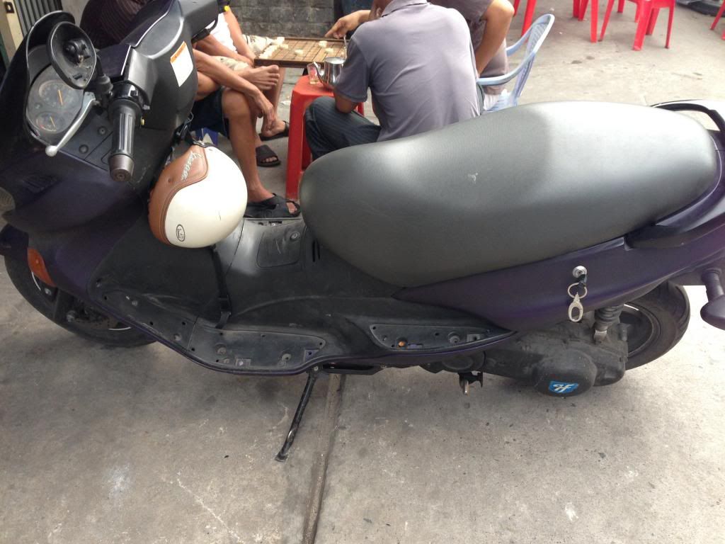 Bán EPICURO 150CC biển số 6888, màu tím than, mua 1 mà được 2.