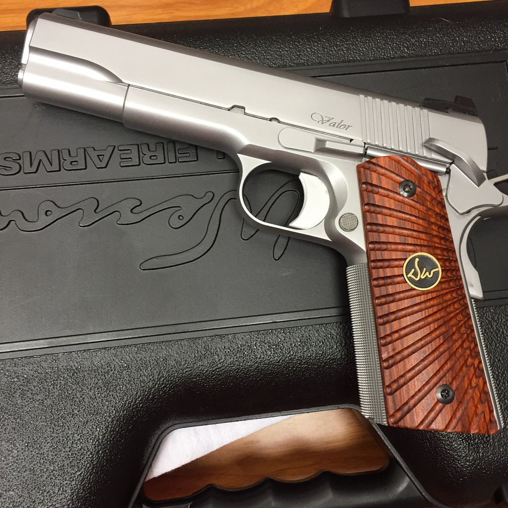 Dw Grip Medallions 1911forum 2963