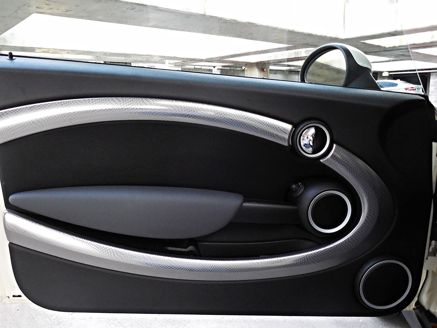 Windshield Repair Cost >> Purchase used 2008 Mini Cooper S...Gucci Edition ... Windshield Repair Cost >> Purchase used 2008 Mini Cooper S...Gucci Edition ...